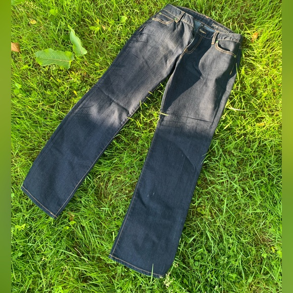 Gap Premium Curvy Straight Dark Wash Jeans - Picture 4 of 4